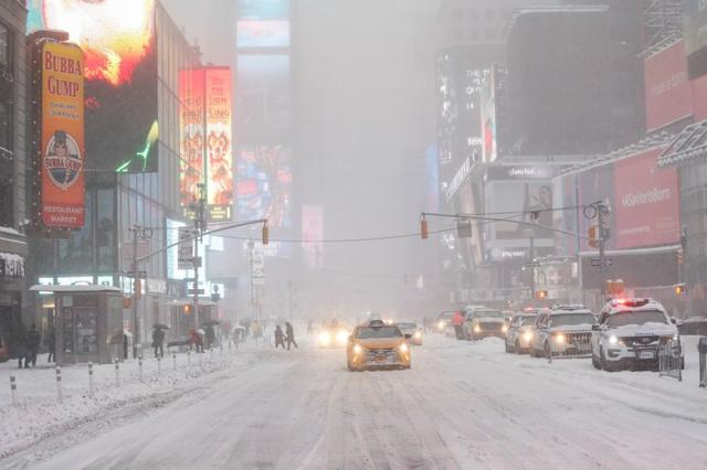Snowzilla la tempete de neige qui paralyse new york et washington en images image article large
